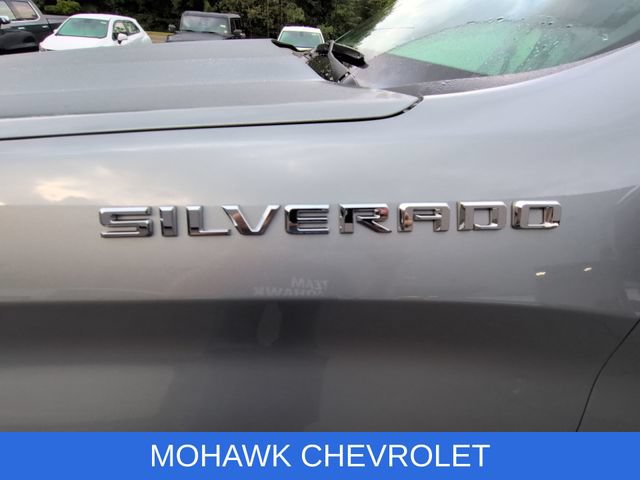Used 2023 Chevrolet Silverado 1500 LT w/ Safety Package AWD/4WD image 32