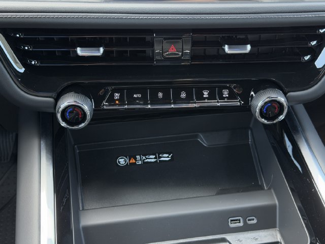 New 2026 Chevrolet Suburban LT w/ Comfort Package RWD image 14