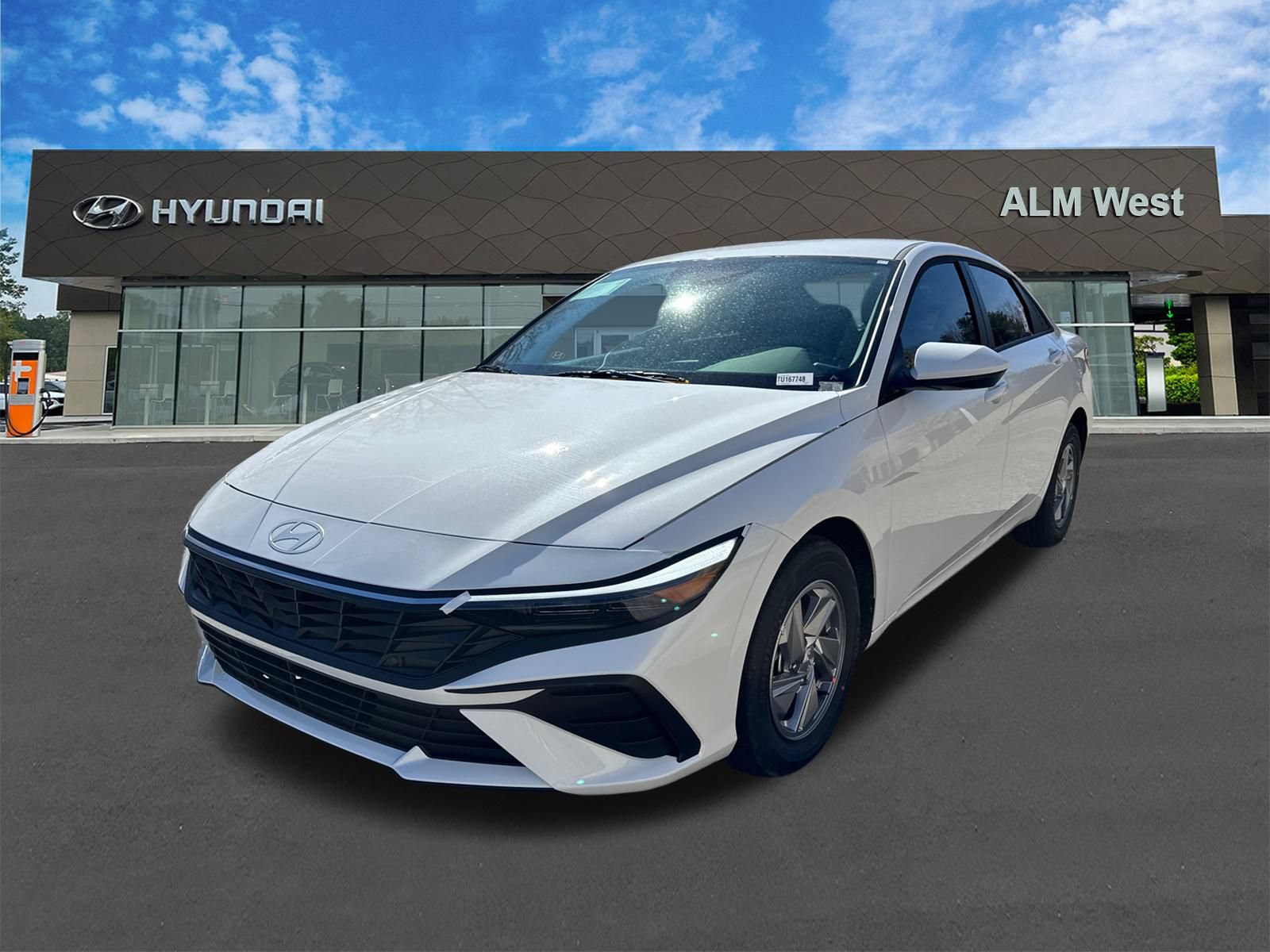 New 2026 Hyundai Elantra SE FWD image 1