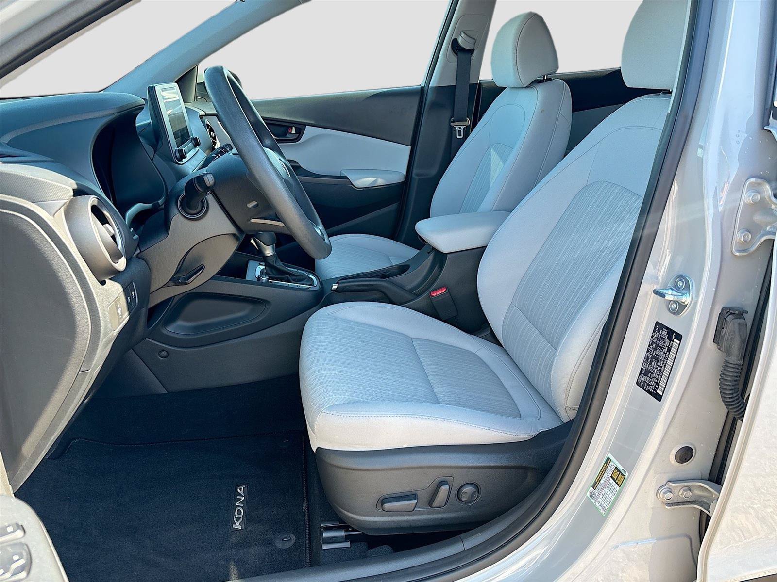 Certified 2023 Hyundai Kona SEL AWD/4WD image 5