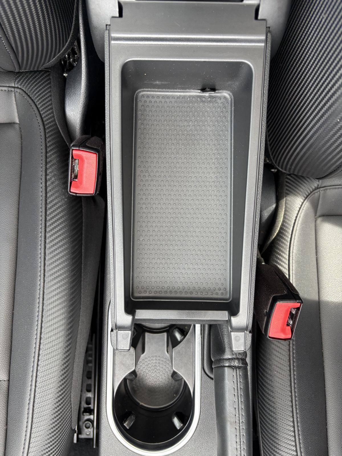 Used 2019 Volkswagen Beetle 2.0T SE w/ SE Premium Package FWD image 19