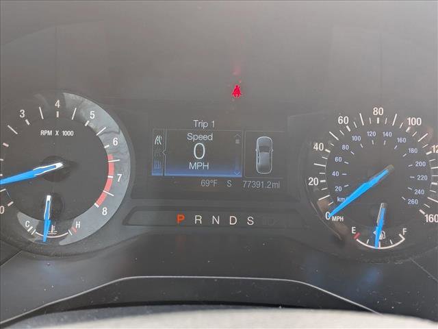 Used 2017 Ford Edge SE image 11