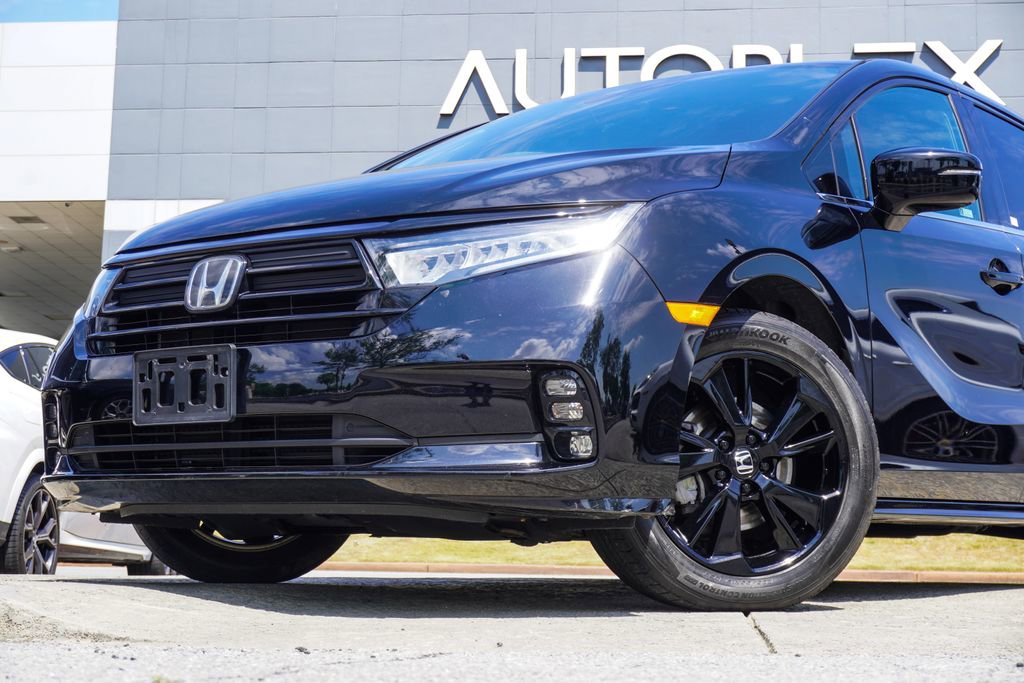 Used 2023 Honda Odyssey Sport image 2