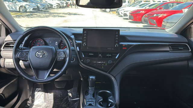 Used 2023 Toyota Camry XSE FWD image 13