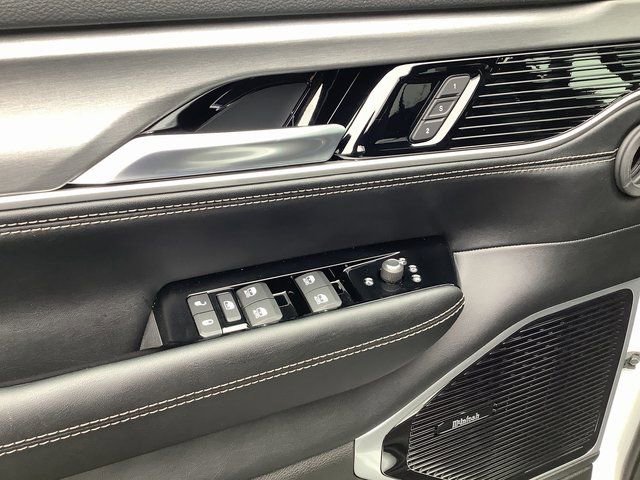 New 2026 Jeep Grand Wagoneer Limited w/ Premium Group II AWD/4WD image 10