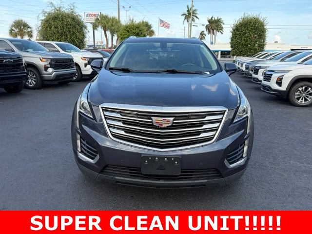 Used 2018 Cadillac XT5 Luxury FWD image 2