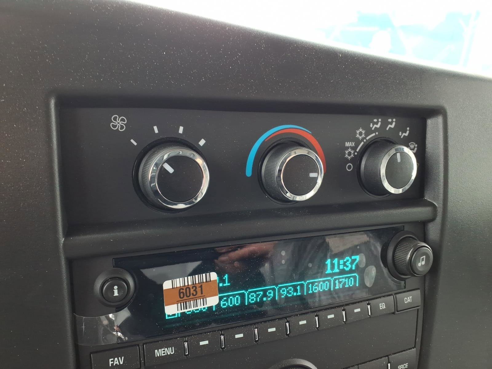 New 2025 Chevrolet Express 3500 w/ Power Convenience Package image 12