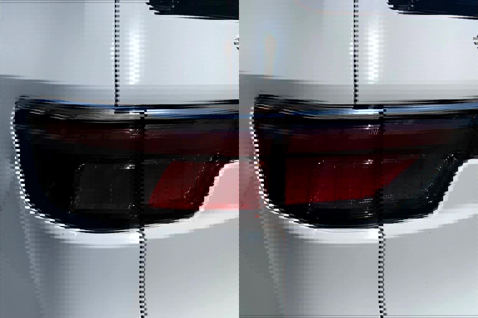 Used 2023 Jeep Wagoneer 4WD w/ Premium Group I image 26