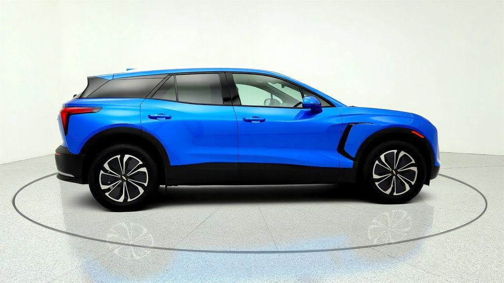 Used 2024 Chevrolet Blazer EV LT AWD/4WD image 4