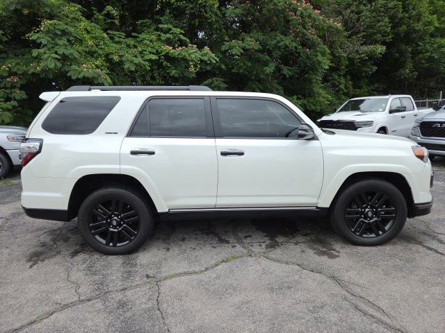 Used 2019 Toyota 4Runner Limited AWD/4WD image 5