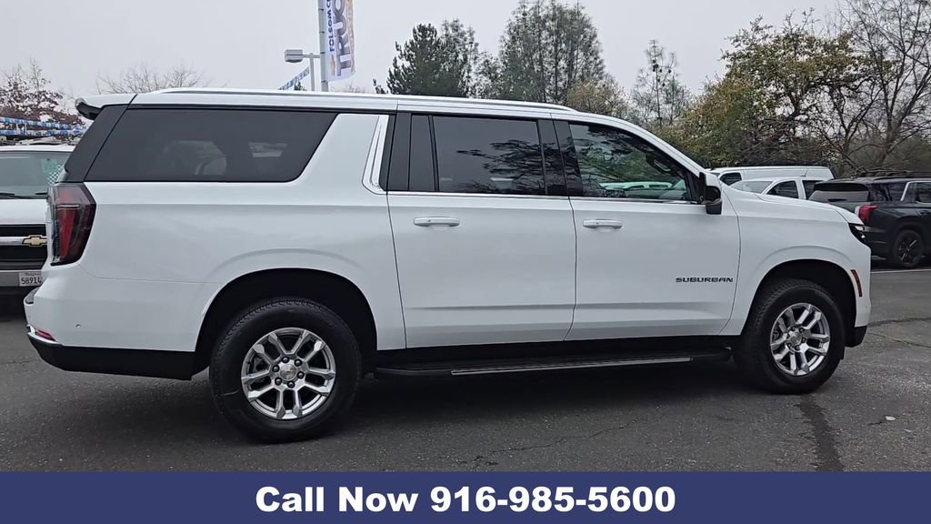 New 2026 Chevrolet Suburban LS image 12