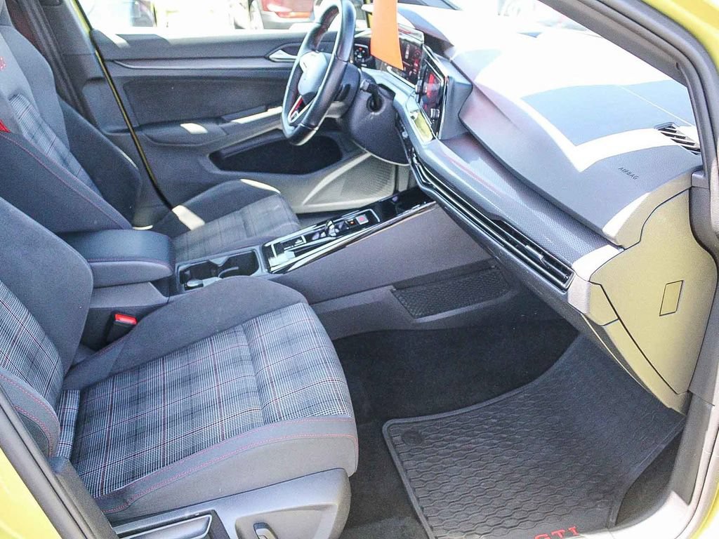 Used 2023 Volkswagen GTI 40th Anniversary Edition FWD image 17