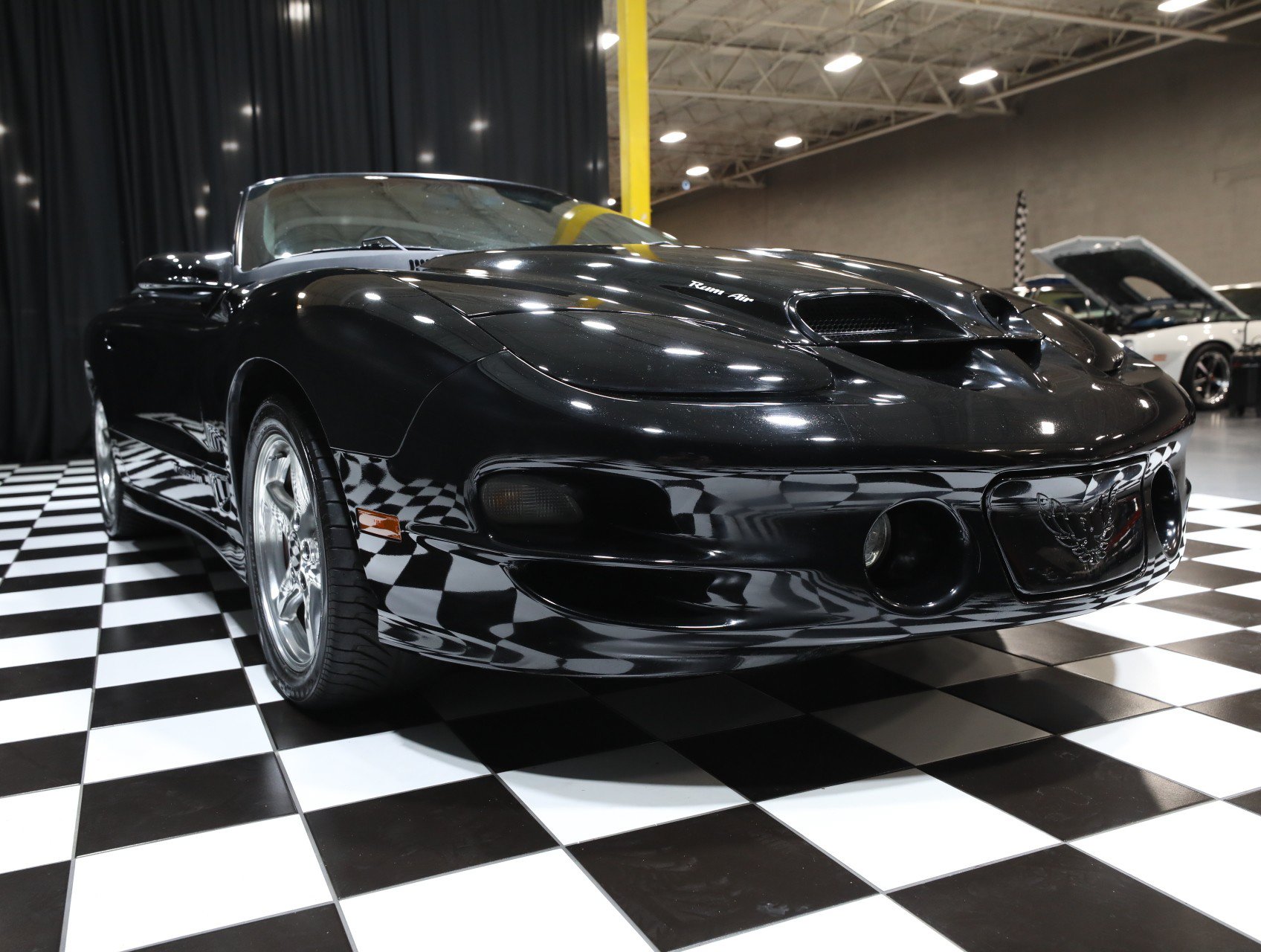 Used 1999 Pontiac Firebird Trans Am RWD image 21