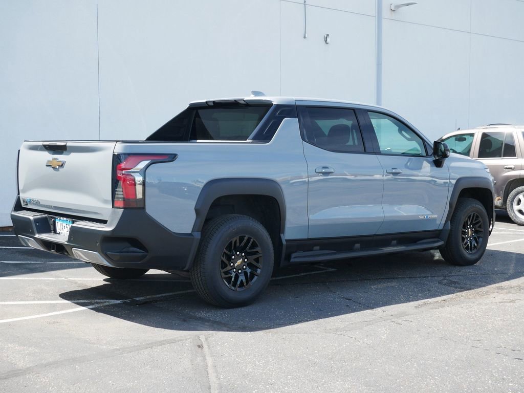 New 2026 Chevrolet Silverado EV LT AWD/4WD image 3