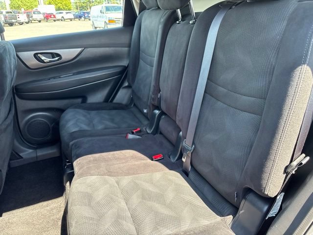 Used 2016 Nissan Rogue S AWD/4WD image 24
