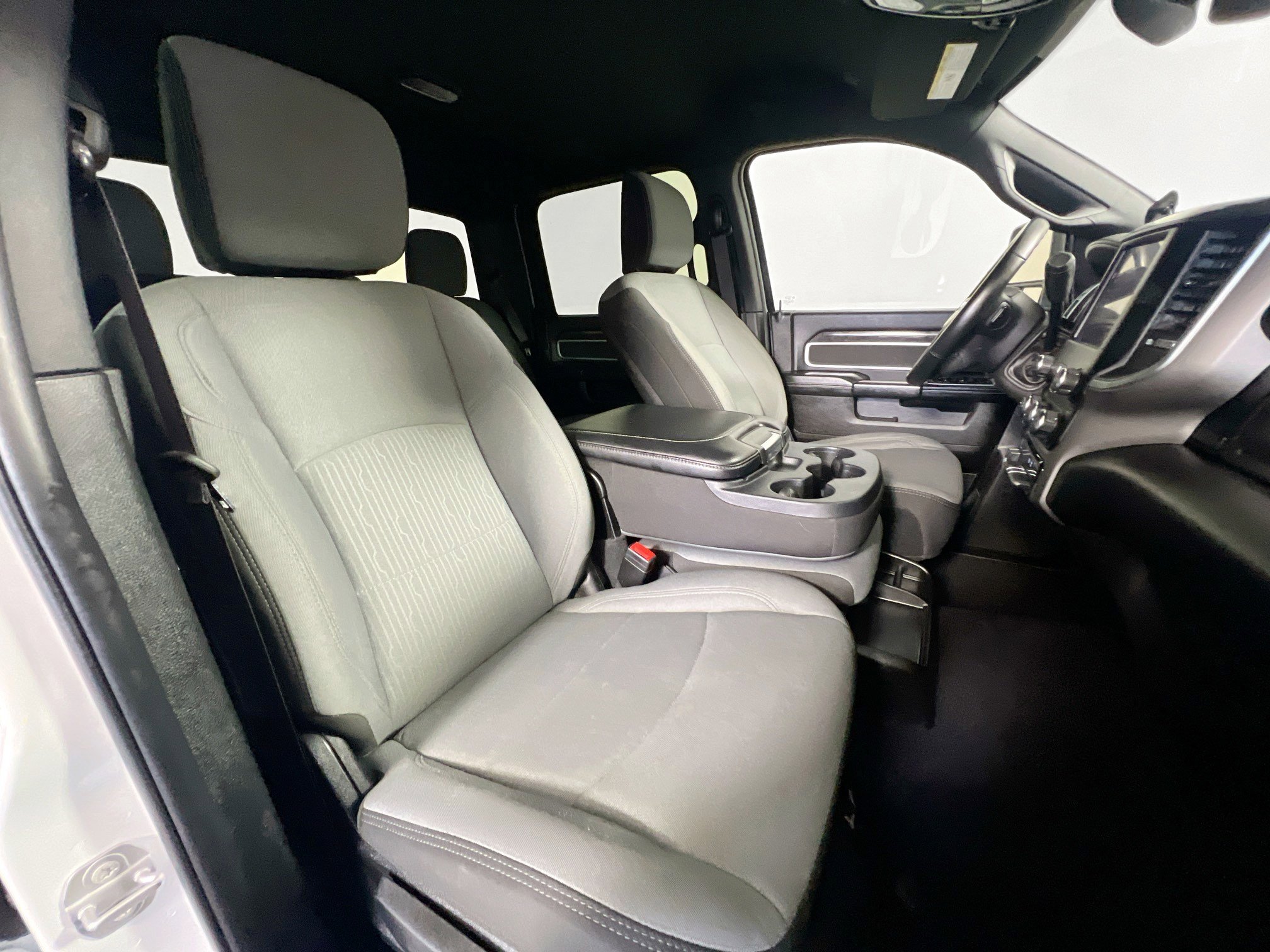 Used 2024 RAM 3500 Big Horn image 31