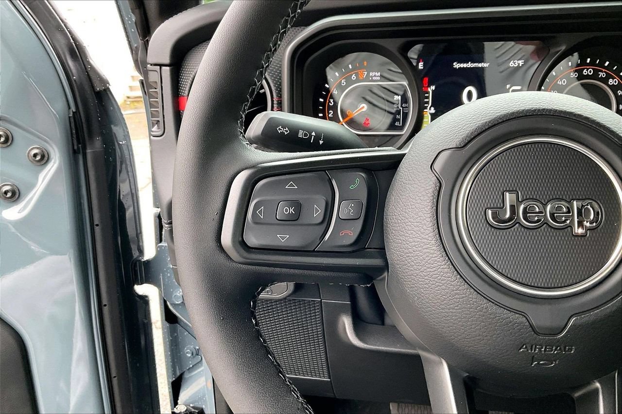 New 2026 Jeep Gladiator Rubicon AWD/4WD image 24