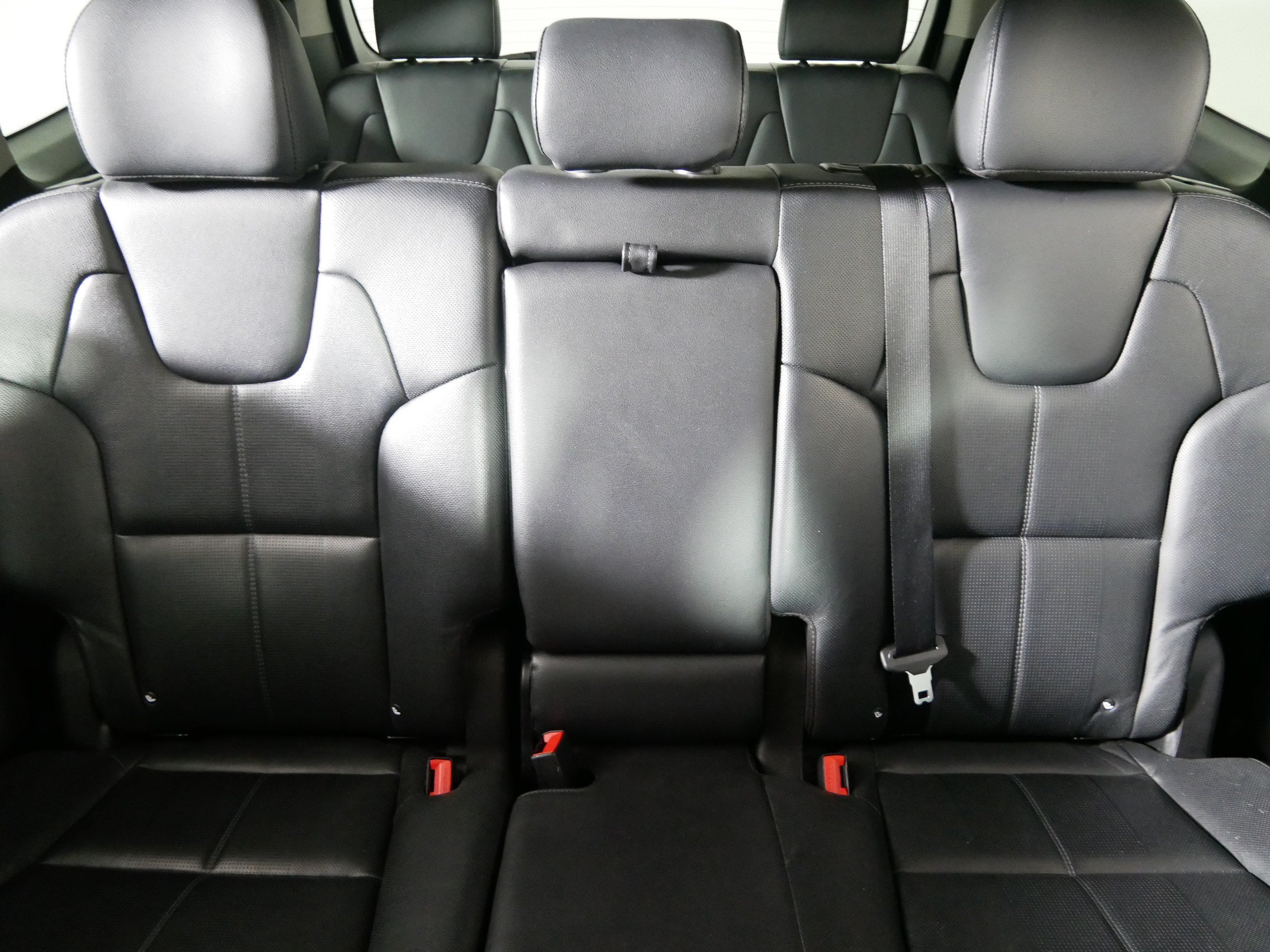 Used 2020 Kia Telluride EX w/ Towing Package FWD image 13