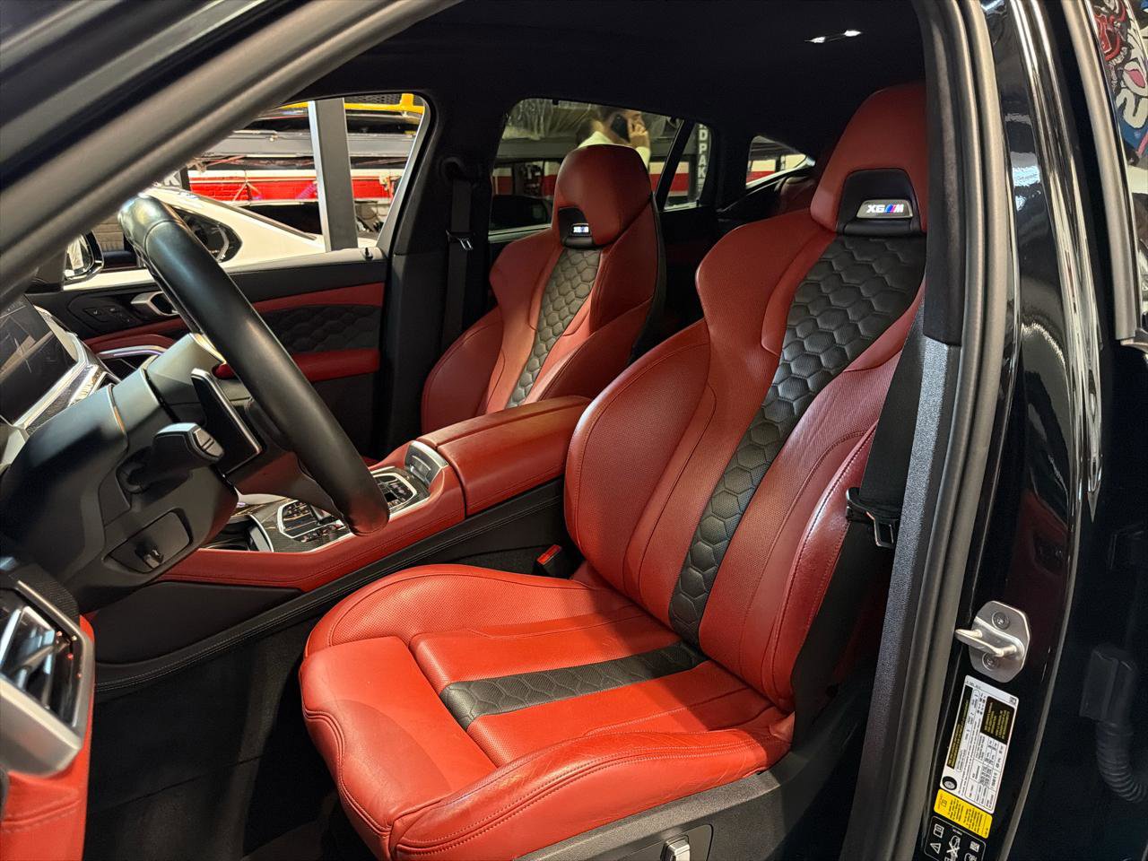 Used 2021 BMW X6 M w/ Executive Package AWD/4WD image 13