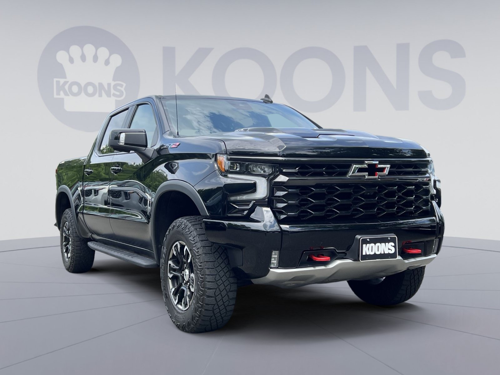Used 2023 Chevrolet Silverado 1500 ZR2 w/ Technology Package AWD/4WD image 10
