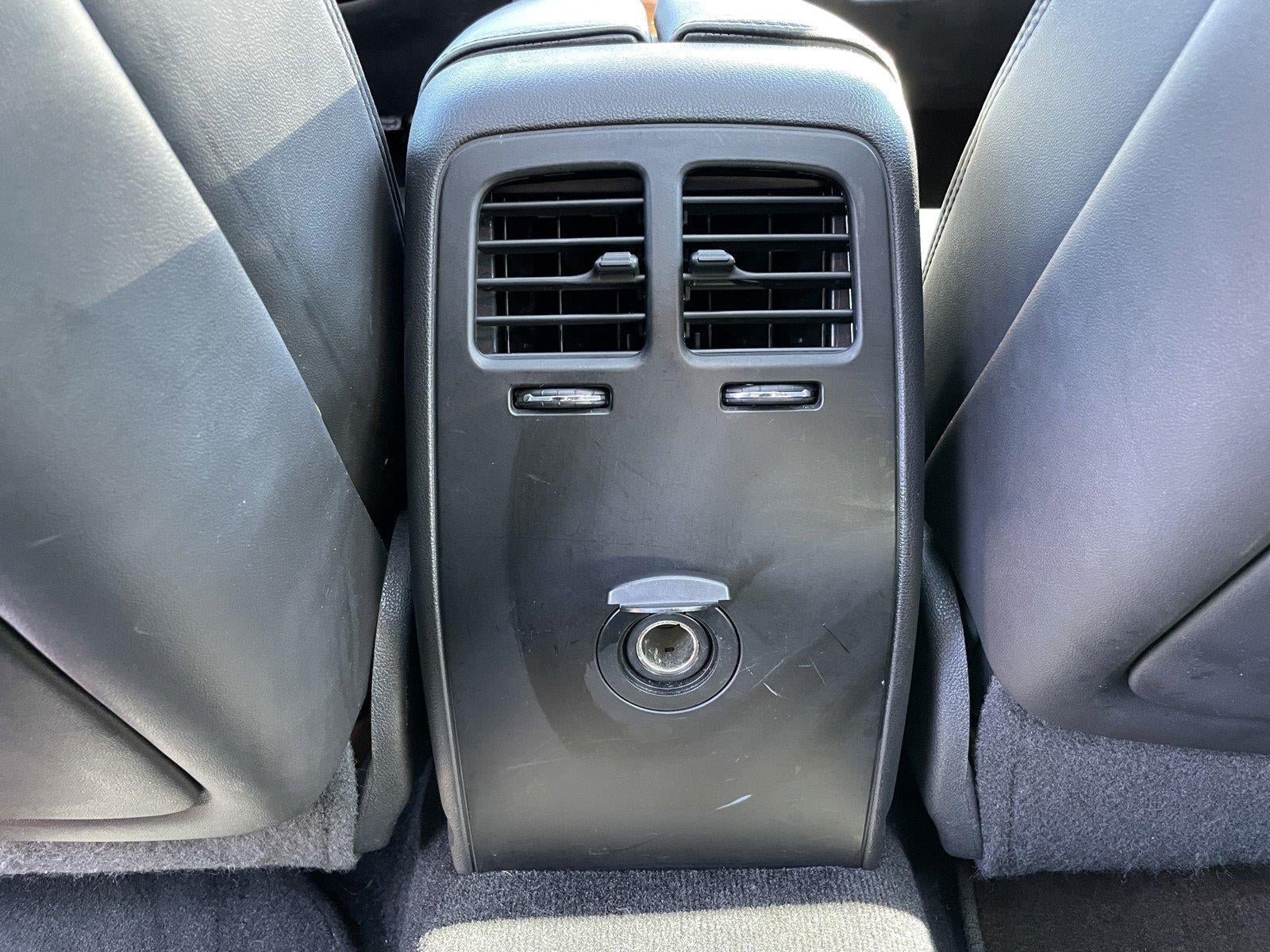 Used 2014 Lincoln MKS FWD image 44