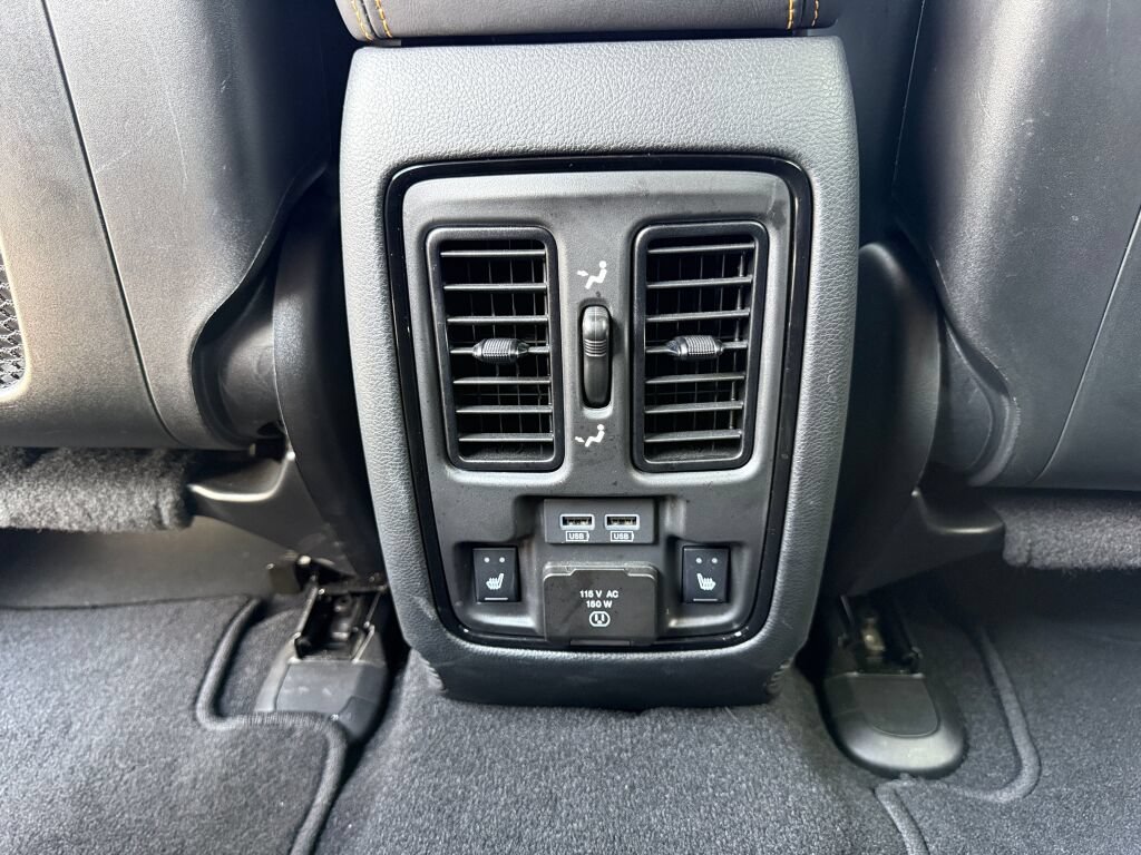 Used 2023 Dodge Durango R/T w/ Hemi Orange Plus Package AWD/4WD image 33
