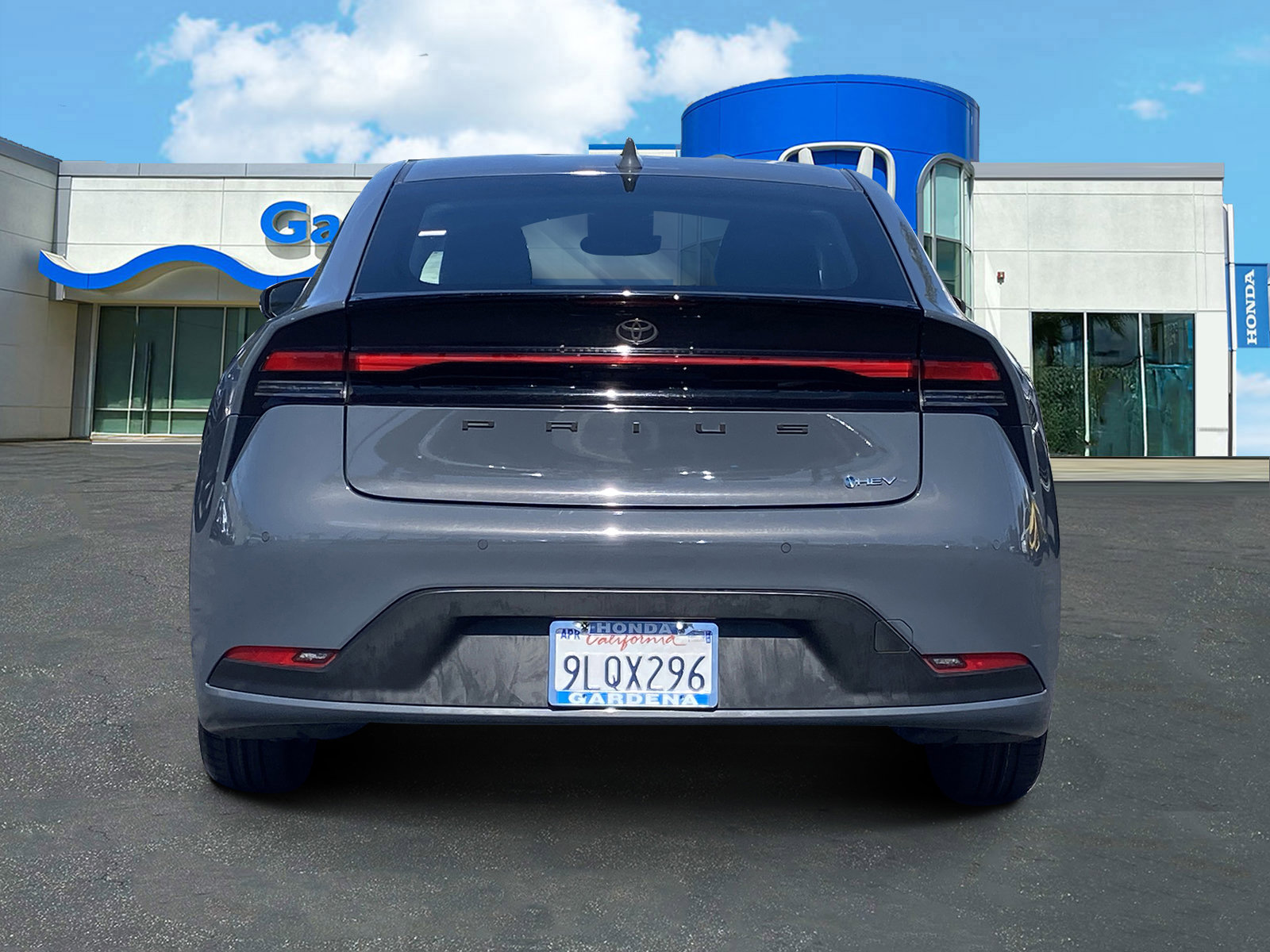 Used 2024 Toyota Prius LE image 5