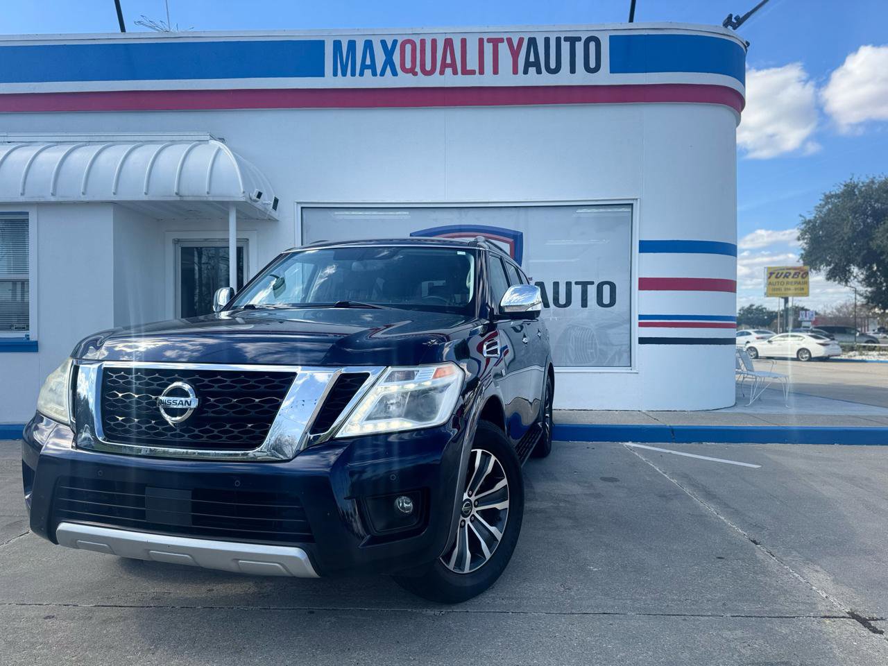 Used 2018 Nissan Armada SL image 2