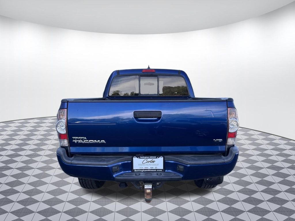 Used 2015 Toyota Tacoma 4x4 Access Cab V6 w/ TRD Sport Package image 6