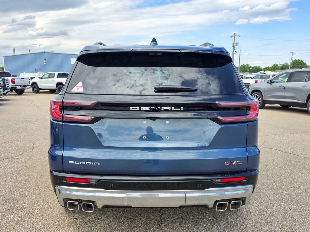 New 2026 GMC Acadia Denali w/ Super Cruise Package FWD image 4