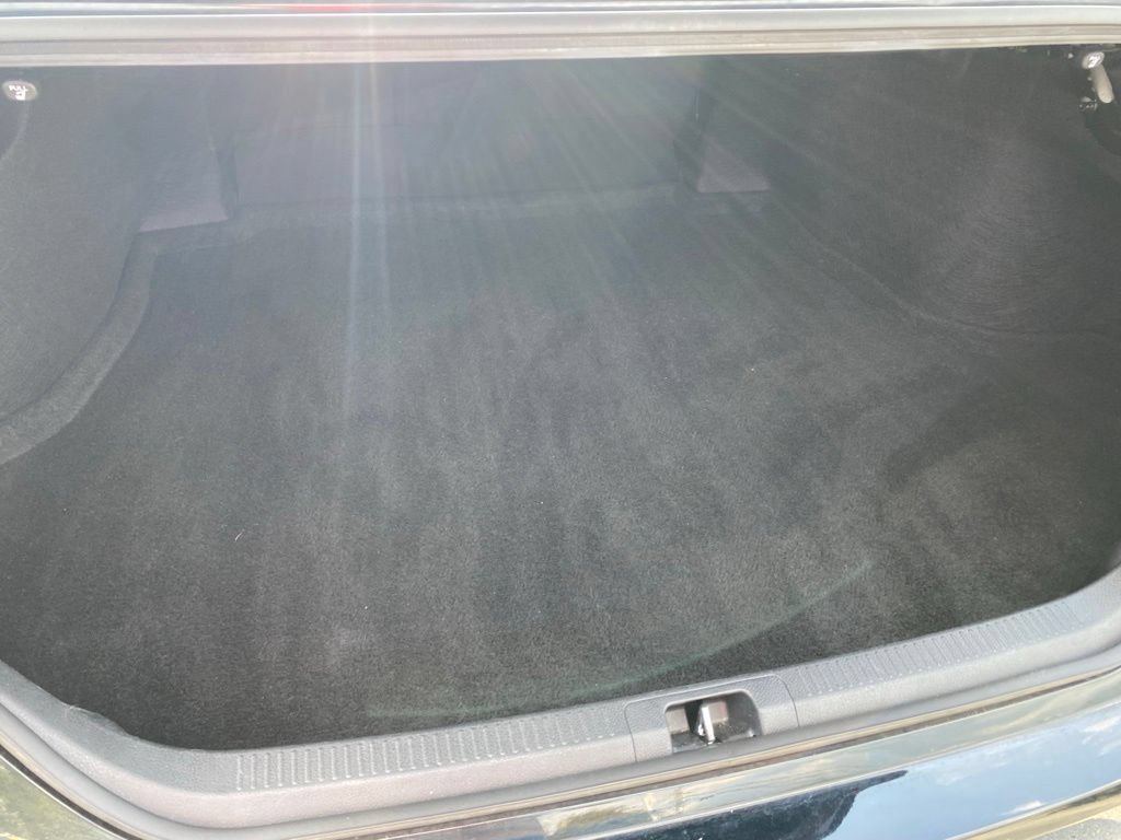 Used 2025 Toyota Camry SE w/ Convenience Package FWD image 12