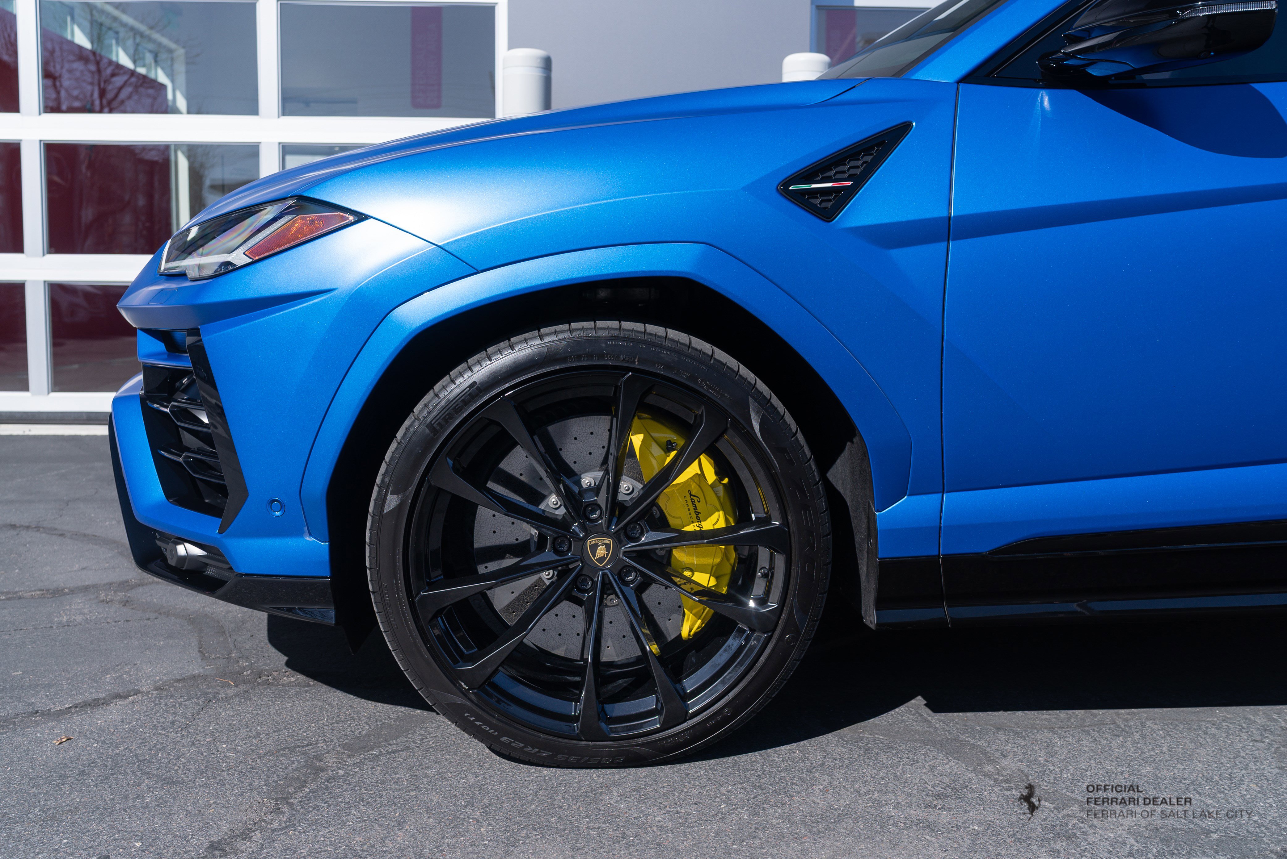 Used 2022 Lamborghini Urus image 5