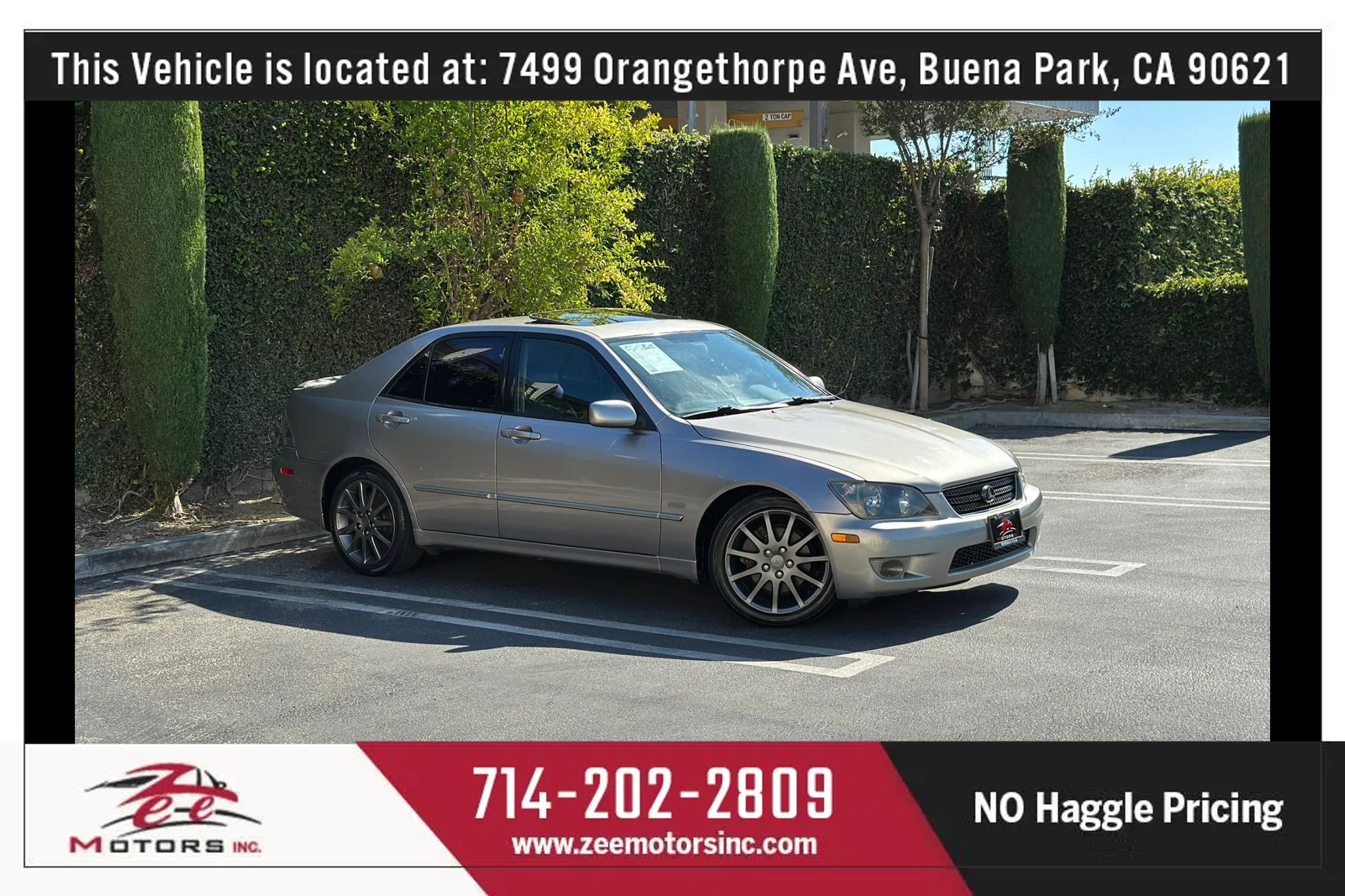 Used 2004 Lexus IS 300 RWD image 2