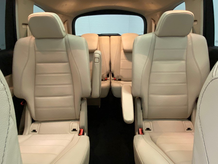 Used 2023 Mercedes-Benz GLS 450 4MATIC image 41