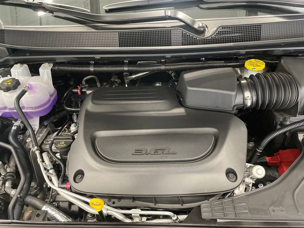 New 2025 Chrysler Pacifica Select image 9