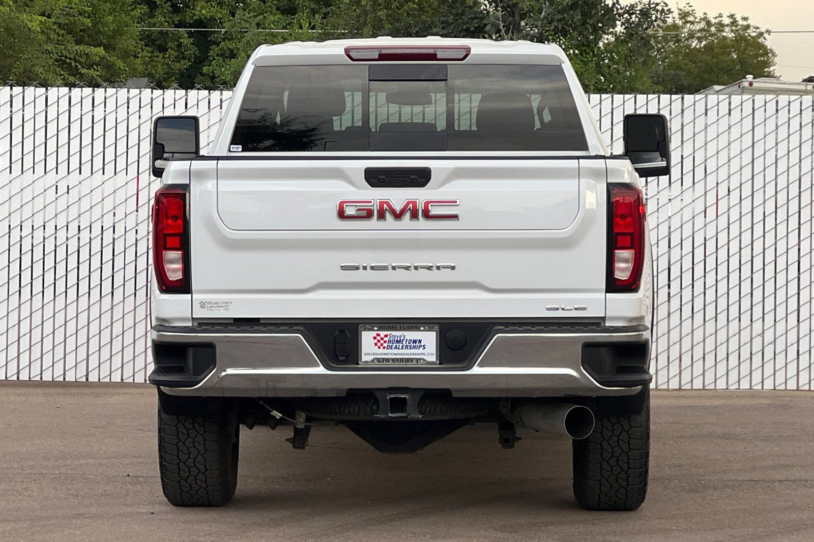 Used 2025 GMC Sierra 2500 SLE w/ SLE Value Package; AWD/4WD image 5