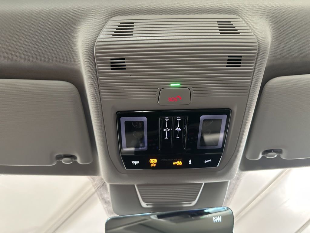 New 2026 Volkswagen Tiguan SE AWD/4WD image 23