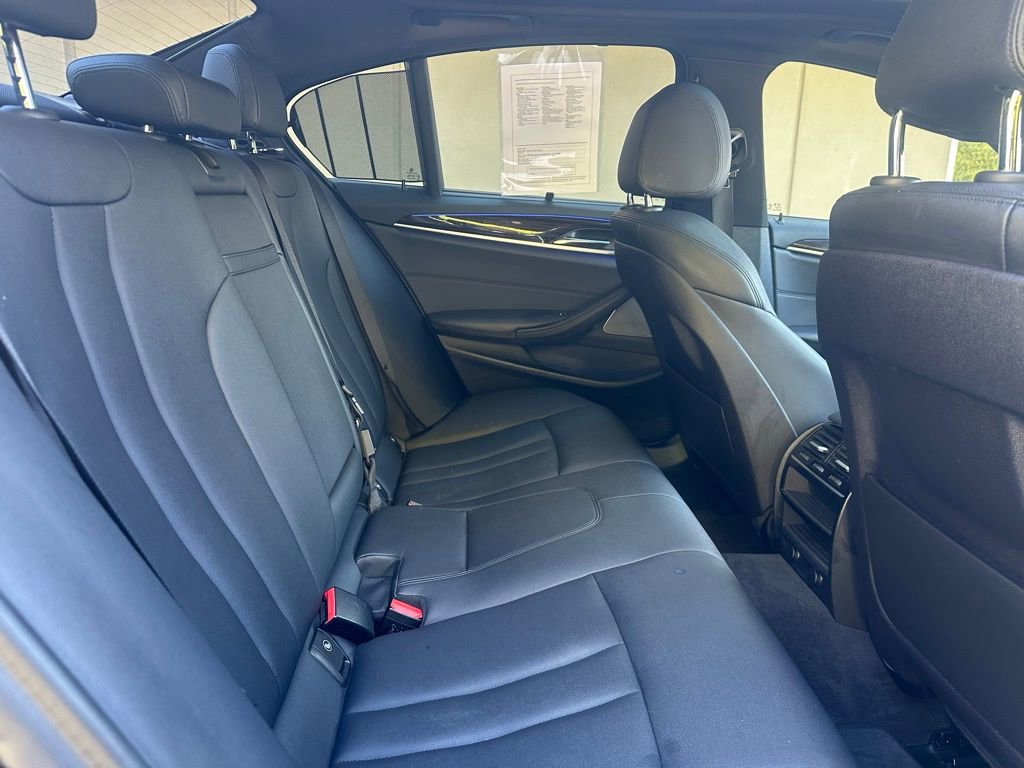 Used 2019 BMW 530i xDrive w/ Dynamic Handling Package image 18