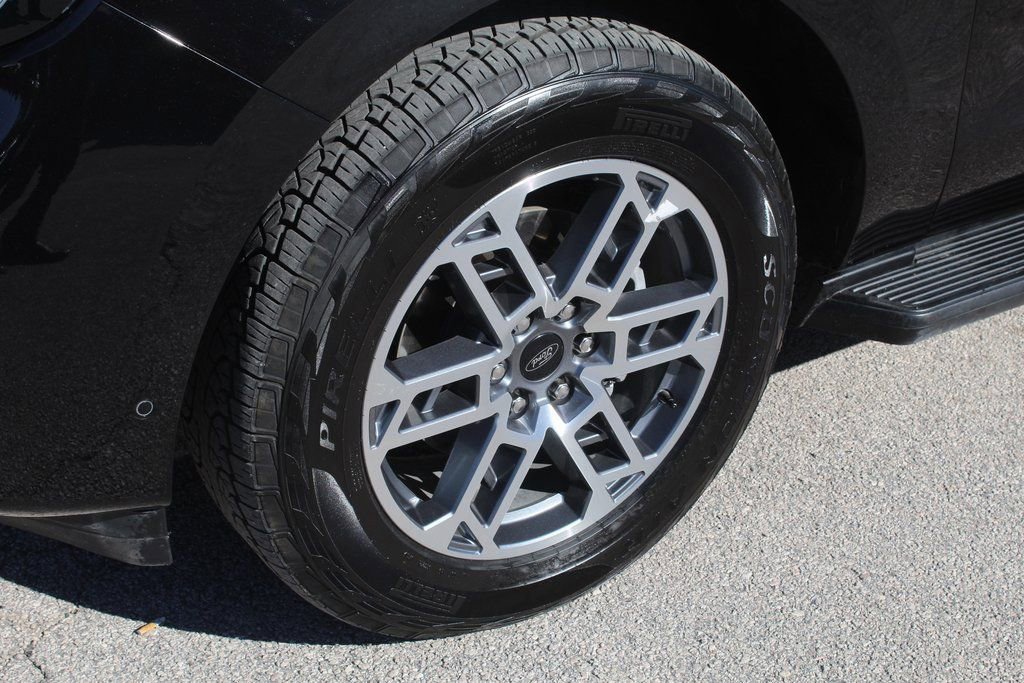 Used 2025 Ford Expedition Max Active image 6