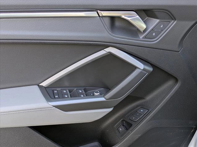 Used 2025 Audi Q3 2.0T Premium w/ Convenience Package image 14