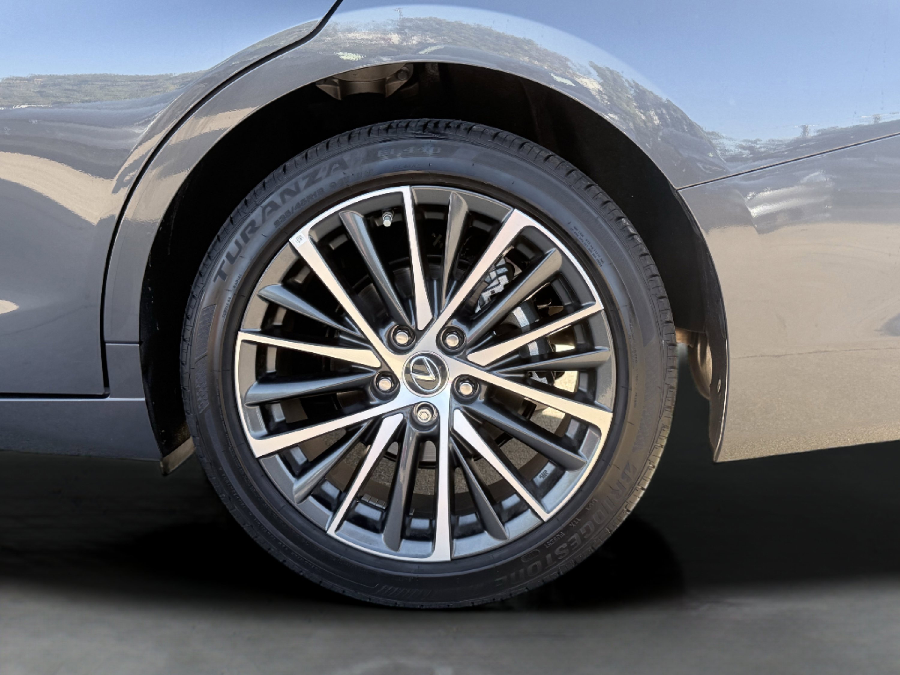 Used 2025 Lexus ES 300h ES 300h F SPORT Design w/ Premium Package image 71