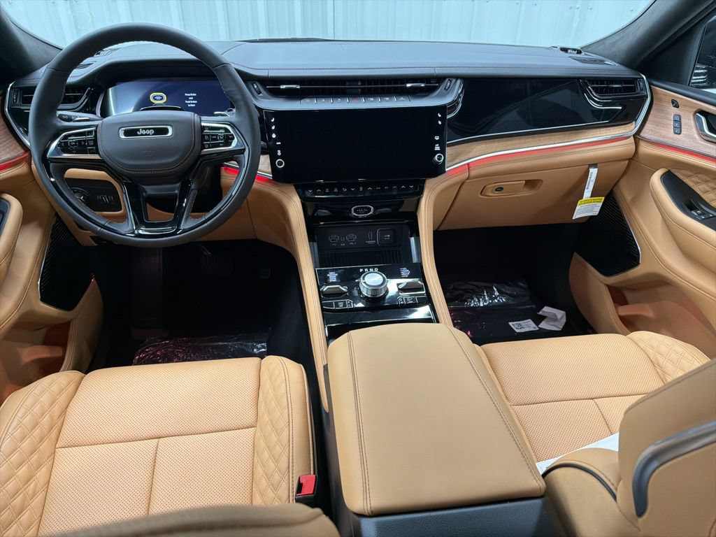 New 2026 Jeep Grand Cherokee Summit AWD/4WD image 13