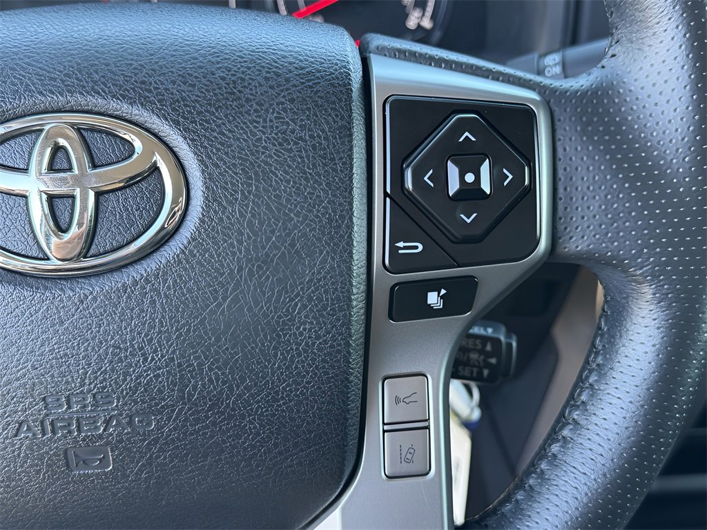 Used 2020 Toyota 4Runner SR5 image 24