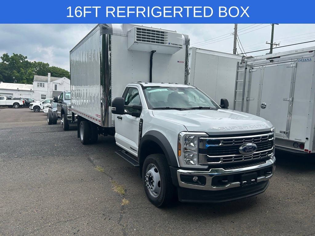 New 2026 Ford F550 2WD Regular Cab Super Duty image 3
