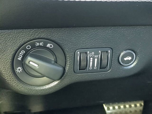 Used 2023 Dodge Challenger SRT Hellcat image 27