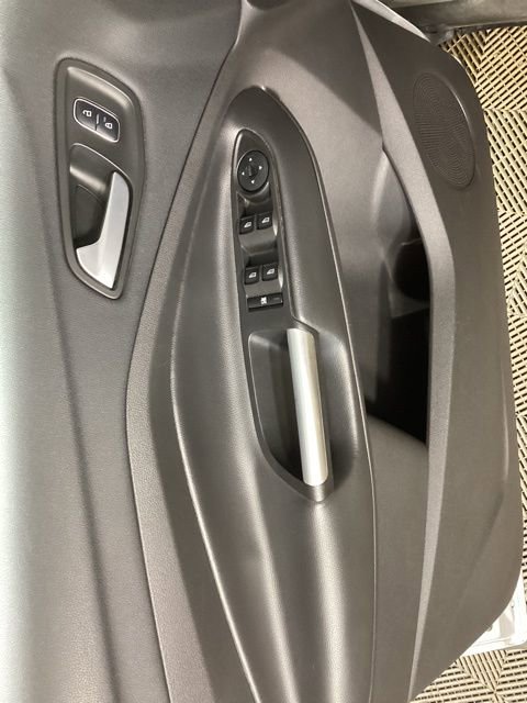 Used 2017 Ford Escape SE image 15