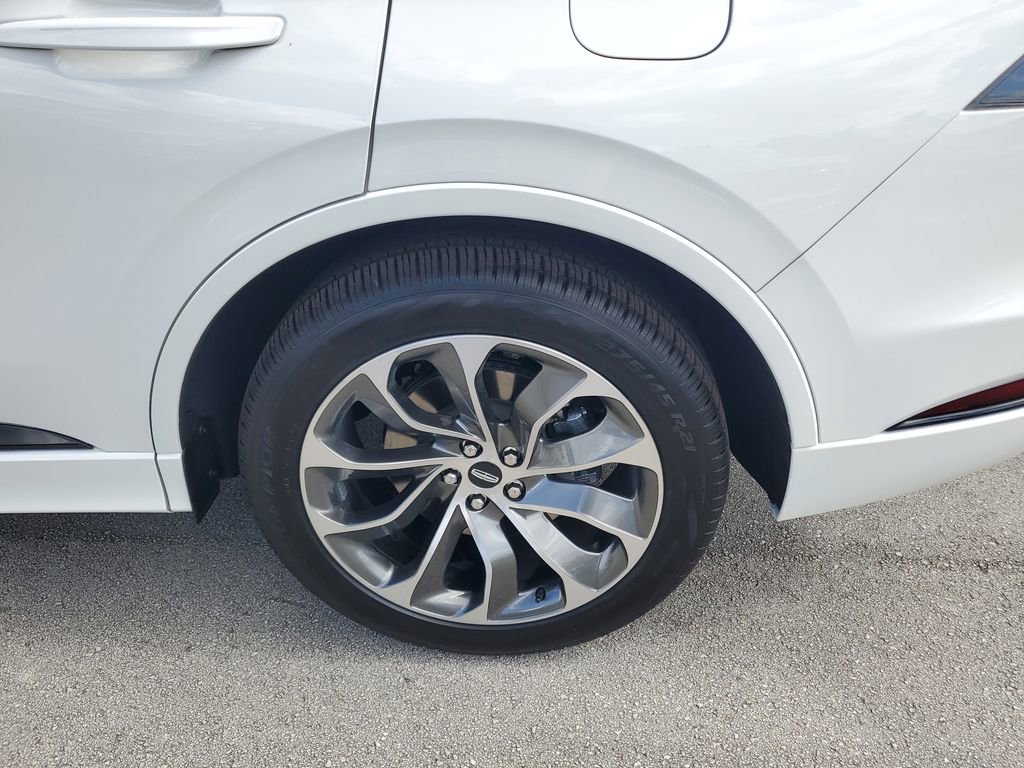 New 2026 Lincoln Aviator 2WD w/ Jet Appearance Package image 8