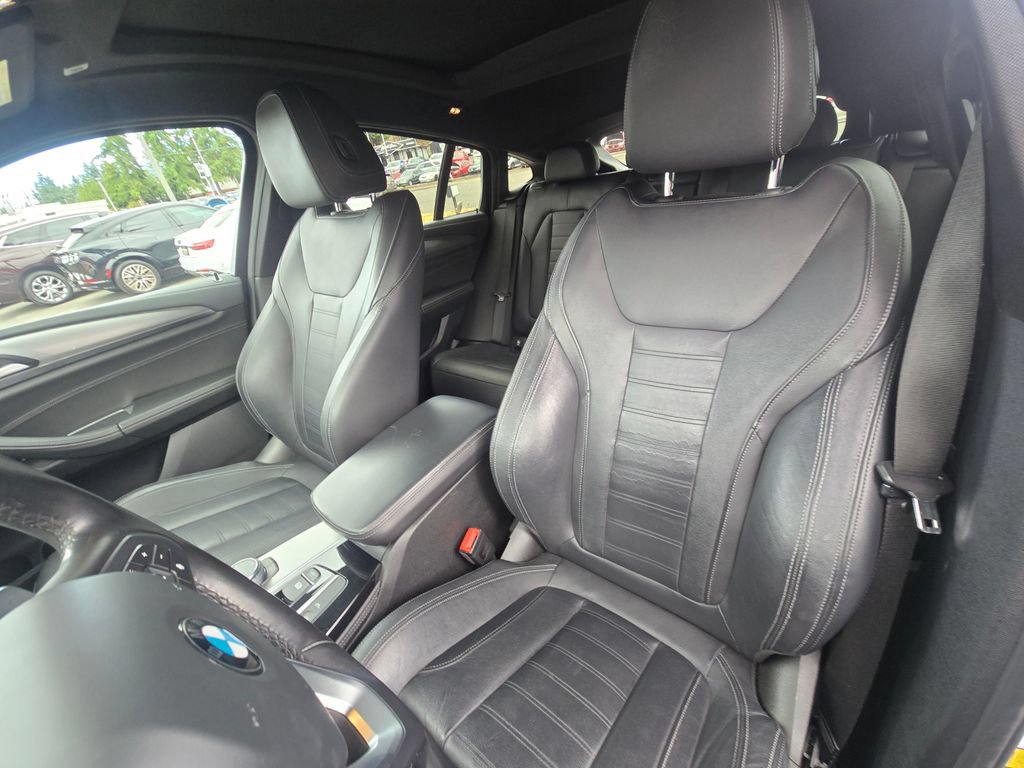 Used 2019 BMW X4 xDrive30i w/ M Sport Package AWD/4WD image 24