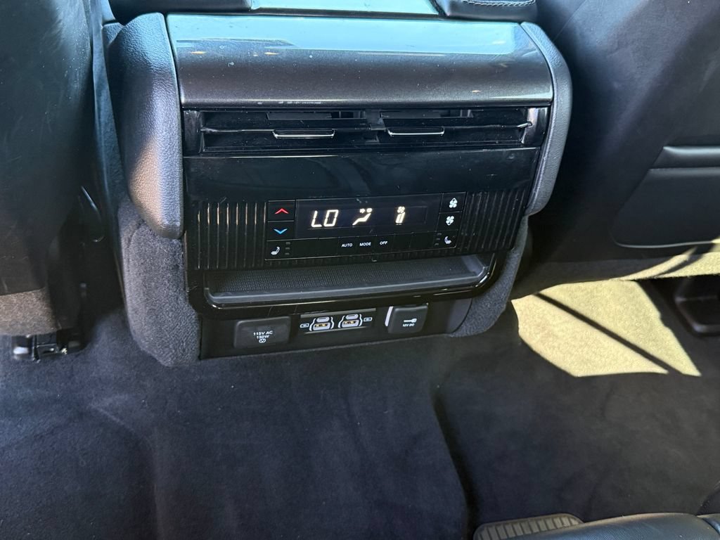 Used 2022 Jeep Wagoneer Series I w/ Convenience Group I RWD image 27