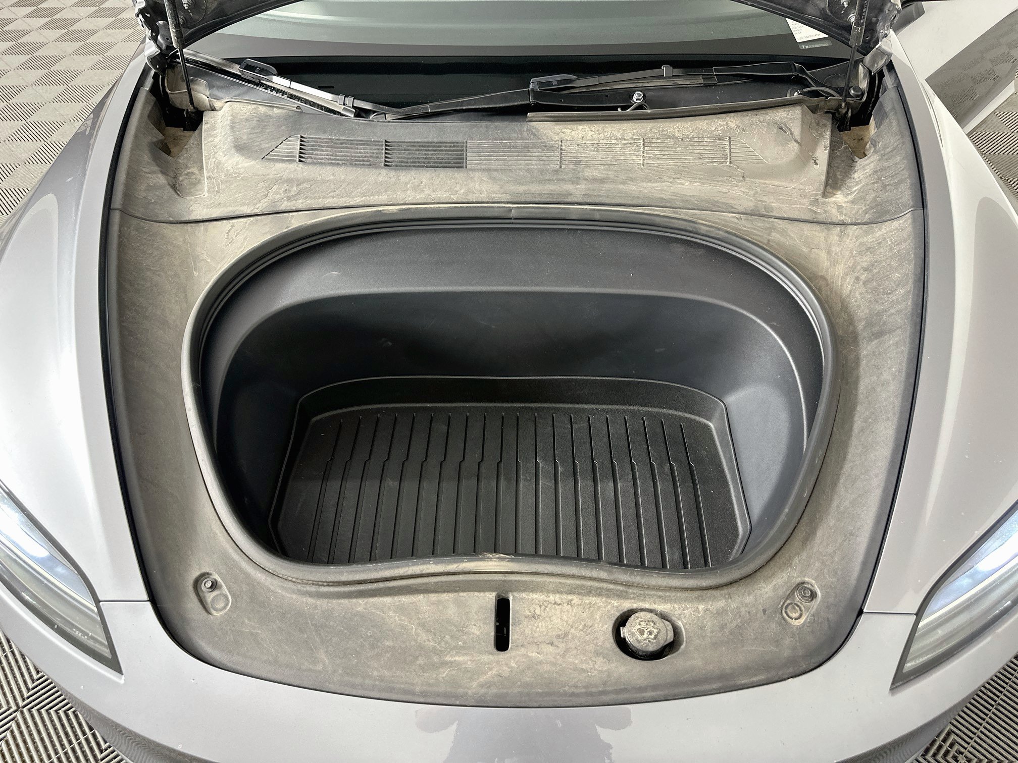 Used 2025 Tesla Model 3 Long Range AWD/4WD image 34